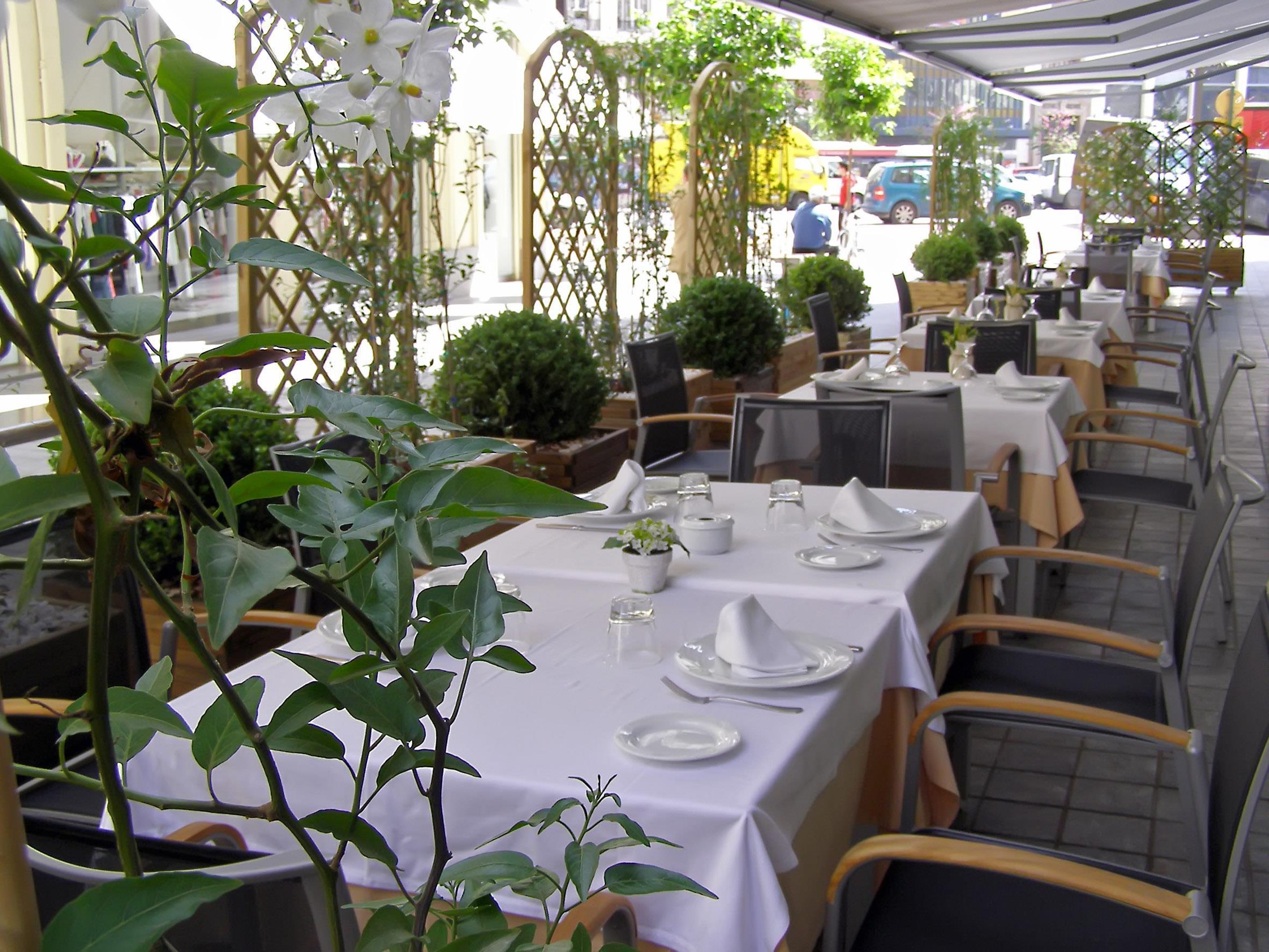 Melia Plaza Valencia Hotel Restoran gambar