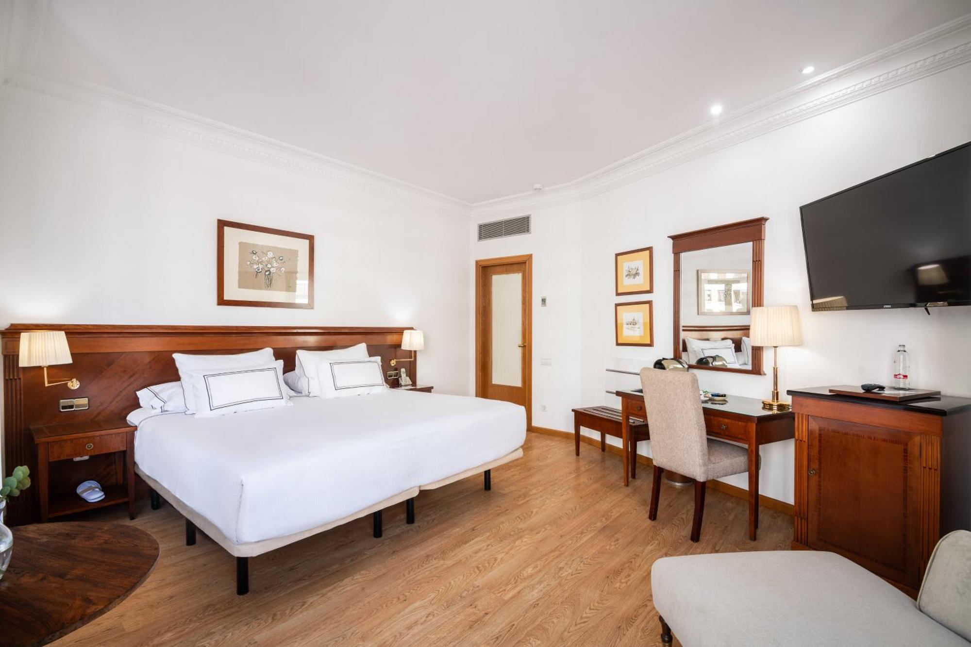 Melia Plaza Valencia Hotel Luaran gambar